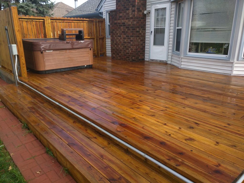 The Benefits of Professional Deck Sealant for Long-Term Deck Protection